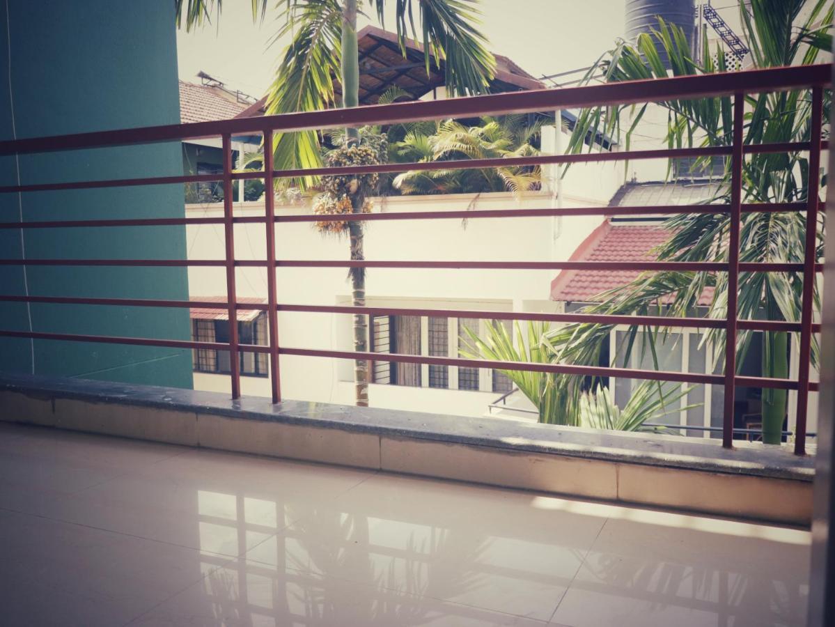 The Green Path Eco Hotel Bangalore Exterior foto